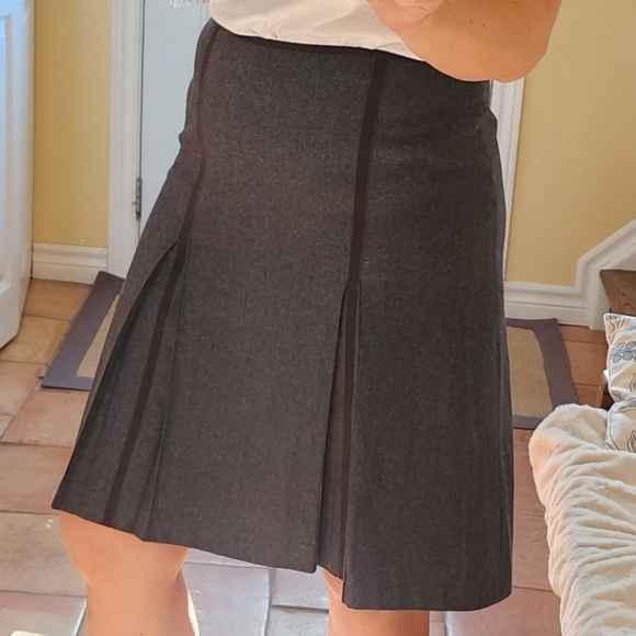 Gunex A-Line Pleated Charcoal Gray Skirt SZ 8 Wool Blend Lined Office Career - Picture 5 of 6